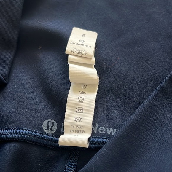 Lululemon like new navy leggings - Picture 3 of 3